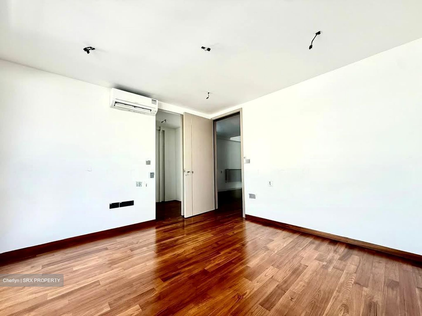 Simon Road (D19), Terrace #534531331